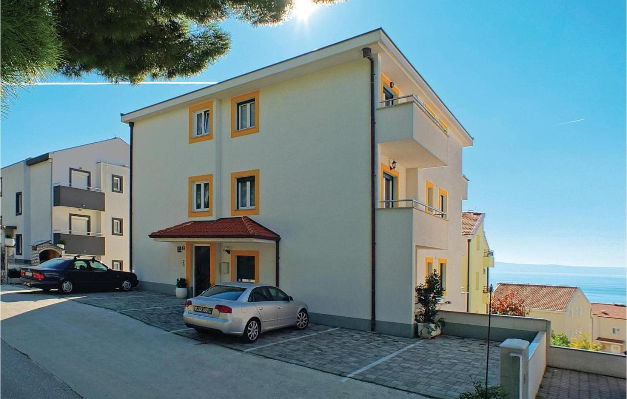 Amazing Apartment In Makarska With Wifi Екстер'єр фото